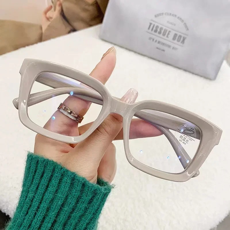 ファッションブルーライトカットメガネ ブラックフレーム ヴィ - Gaming Glasses Blue のレビューと価格